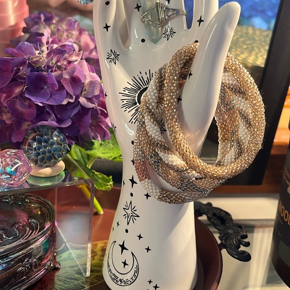 Stack of four SASHKA CO. GLASS BEAD BRACELETS - Picture 1 of 7